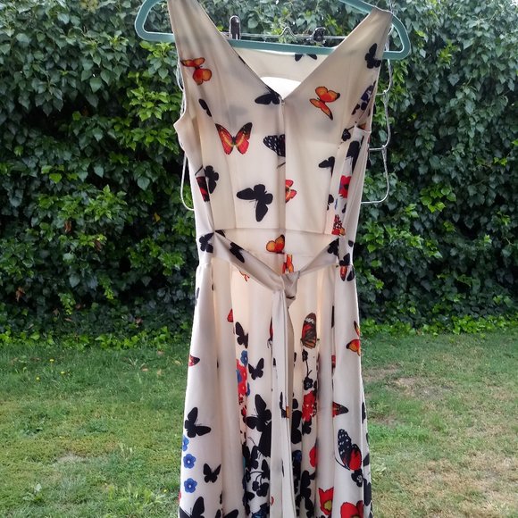 Miss Joy Dress - Picture 3 of 6